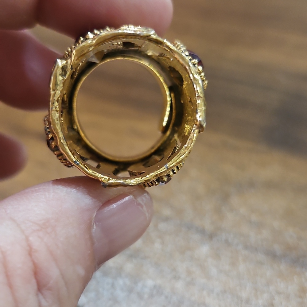 Antique, unique Gold-Tone Statement Ring with Marquise Ruby Red Stone size 7.5 - Picture 3 of 5